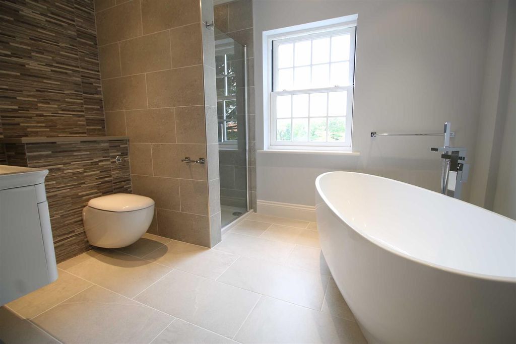 Additional image 17 of 5 bed detached house to rentThe Green, High Coniscliffe, Darlington DL2