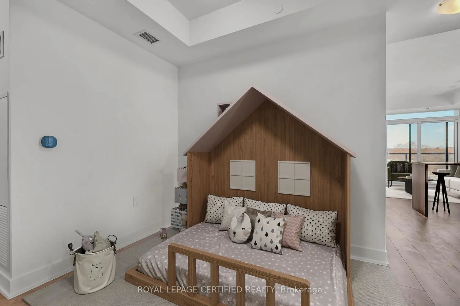 Additional image 2 of 2088 James Street 503