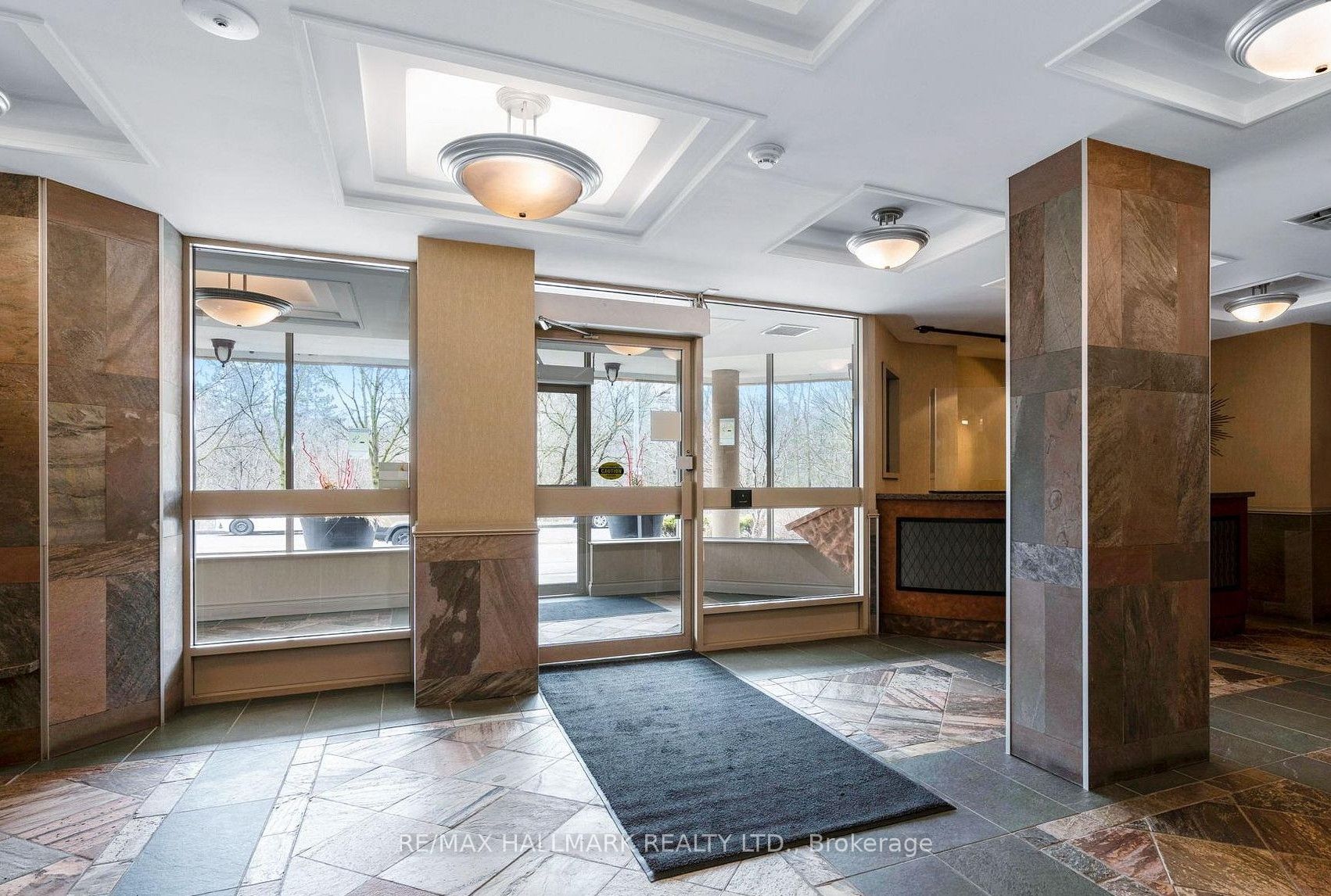 Additional image 6 of 705-4 Park Vista N/a, Toronto, ON, M4B 3M8