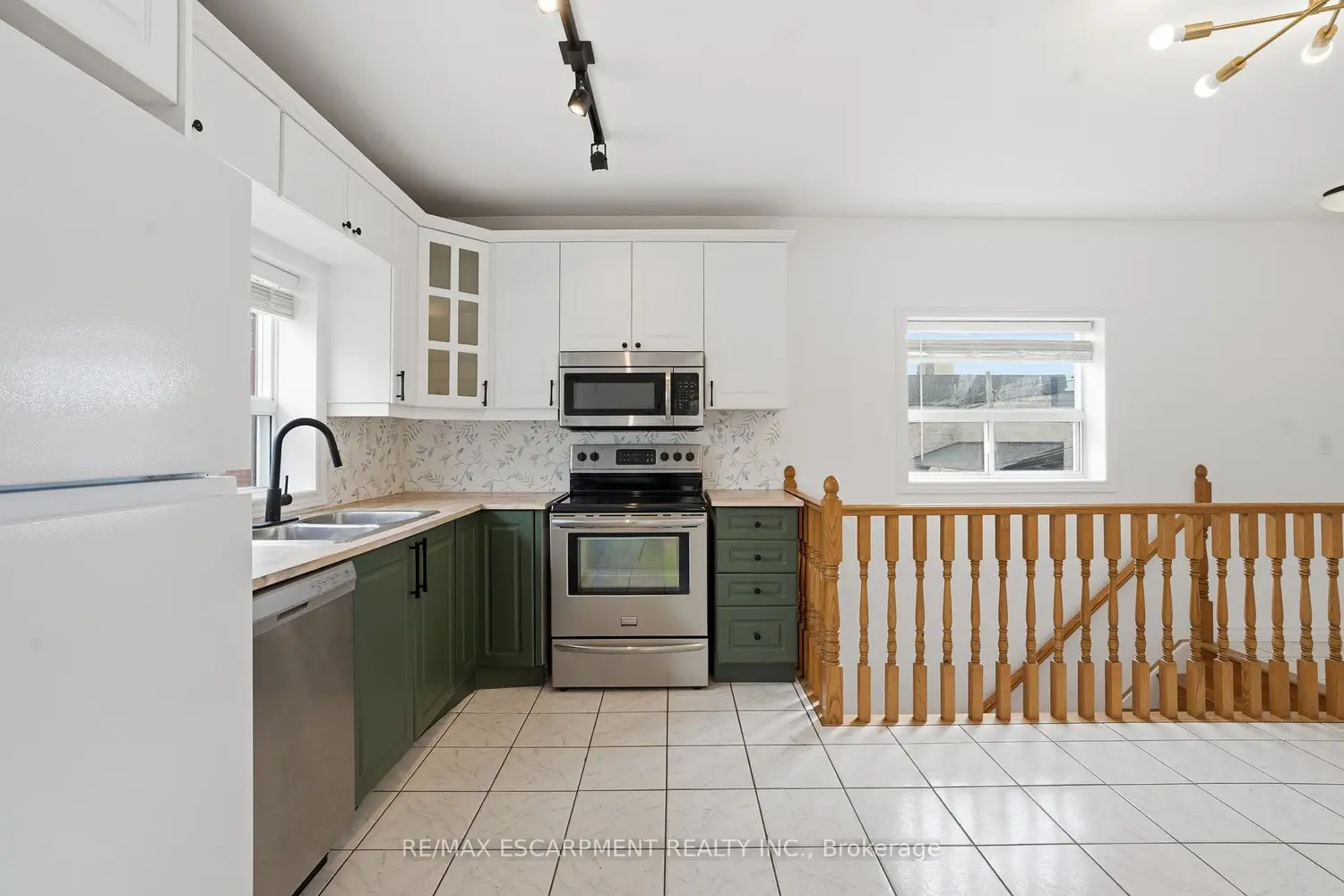 Additional image 10 of 1049 Glencairn Avenue