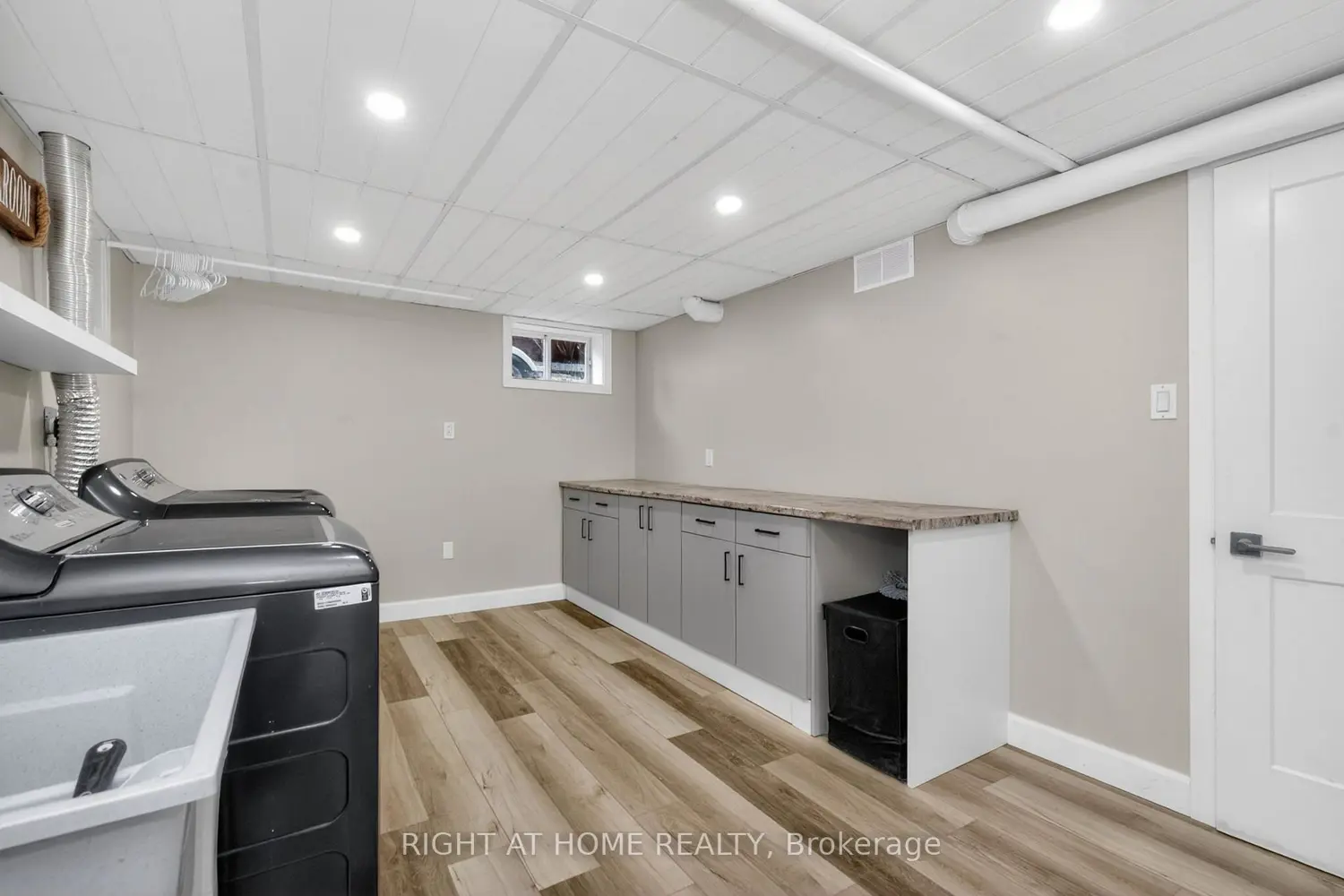 Additional image 14 of 4116 Innisfil Beach Road