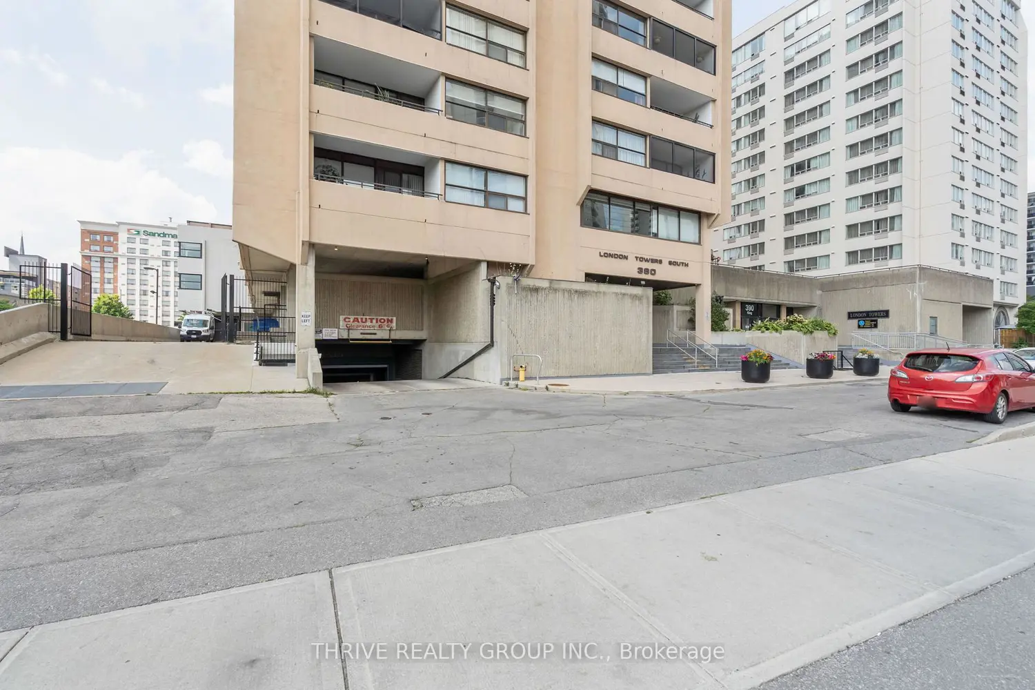 380 King Street 605