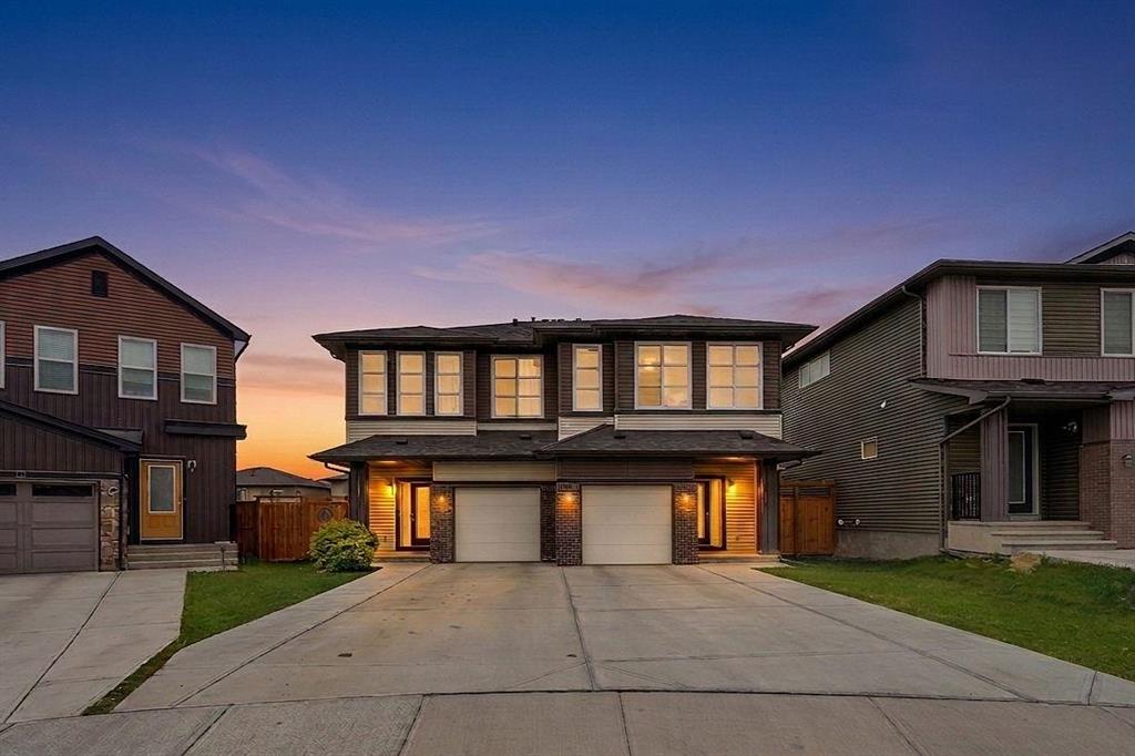 121 Carringvue Park NW, Calgary, AB, T3P 1L1