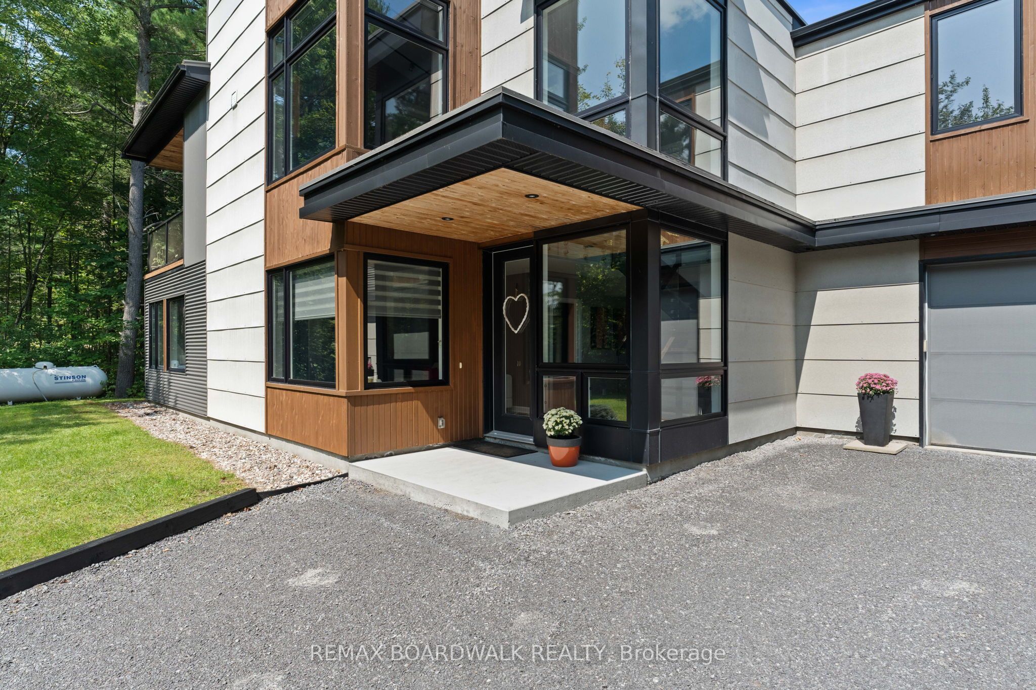 Additional image 4 of 108 Edith Margaret Place, Ottawa, ON, K2W 1A8