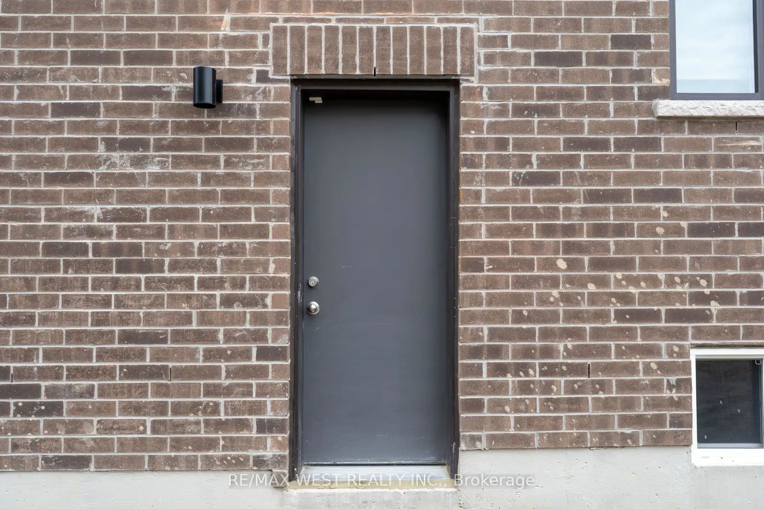 Additional image 11 of 24 Hanton Crescent