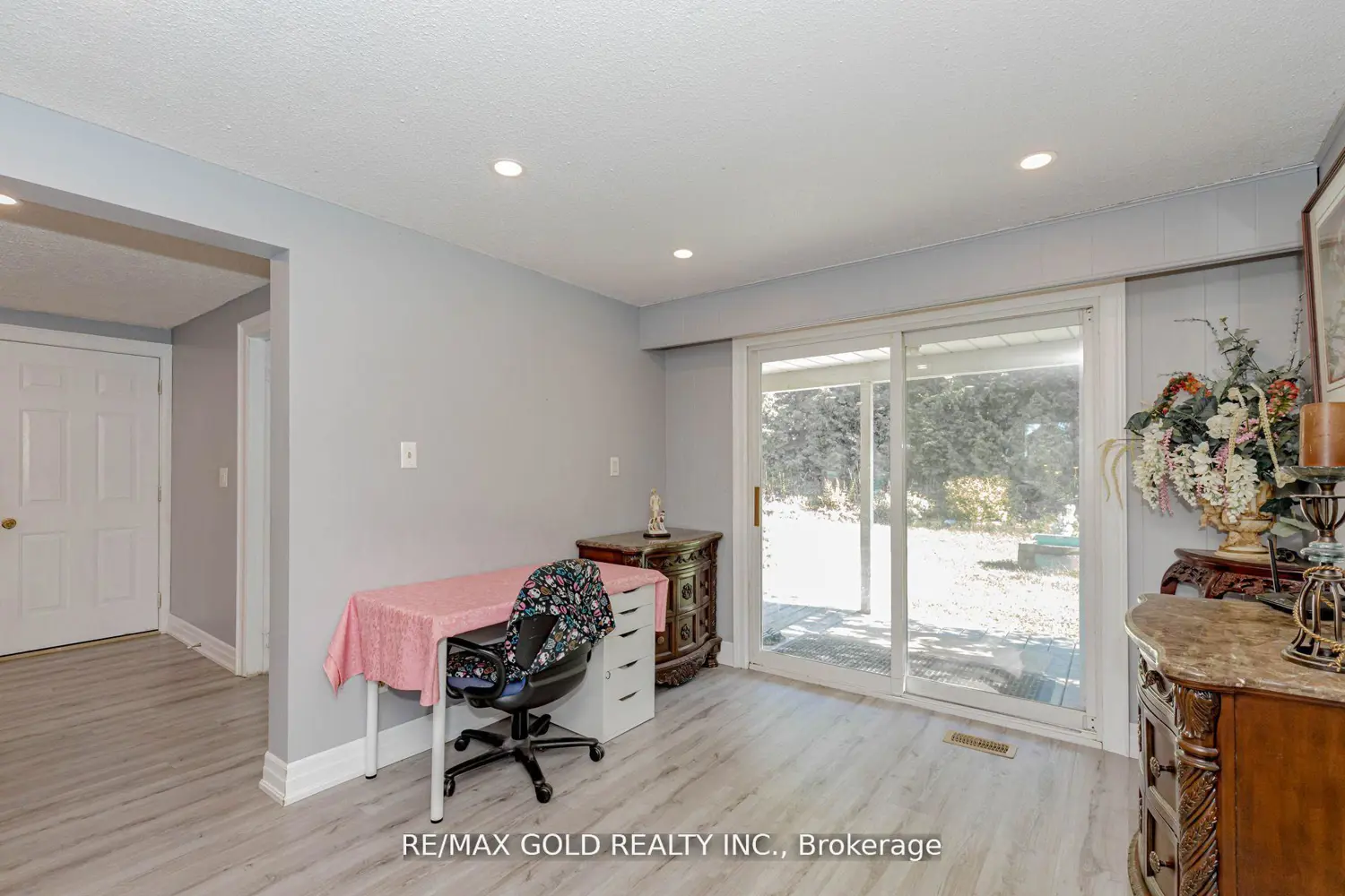 Additional image 8 of 9109 Wellington Rd 50
