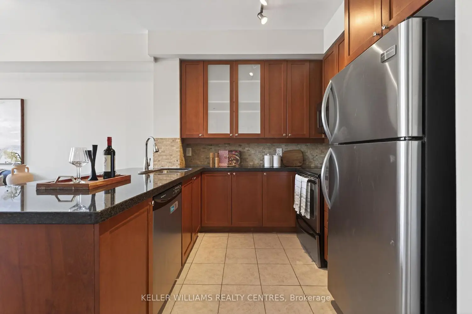 Additional image 9 of 57 Upper Duke Crescent 304