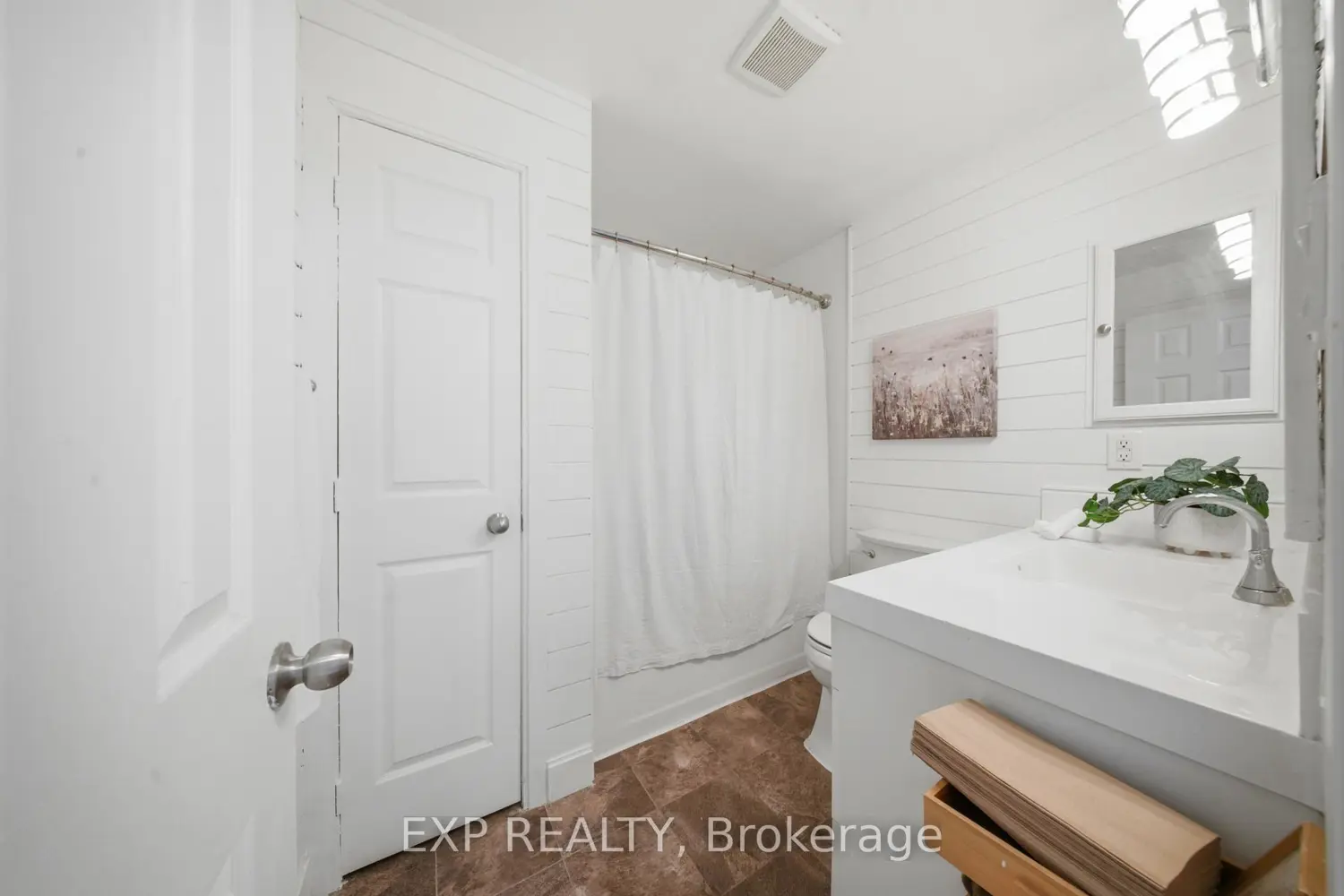 Additional image 11 of 2779 Gananoque Drive 40