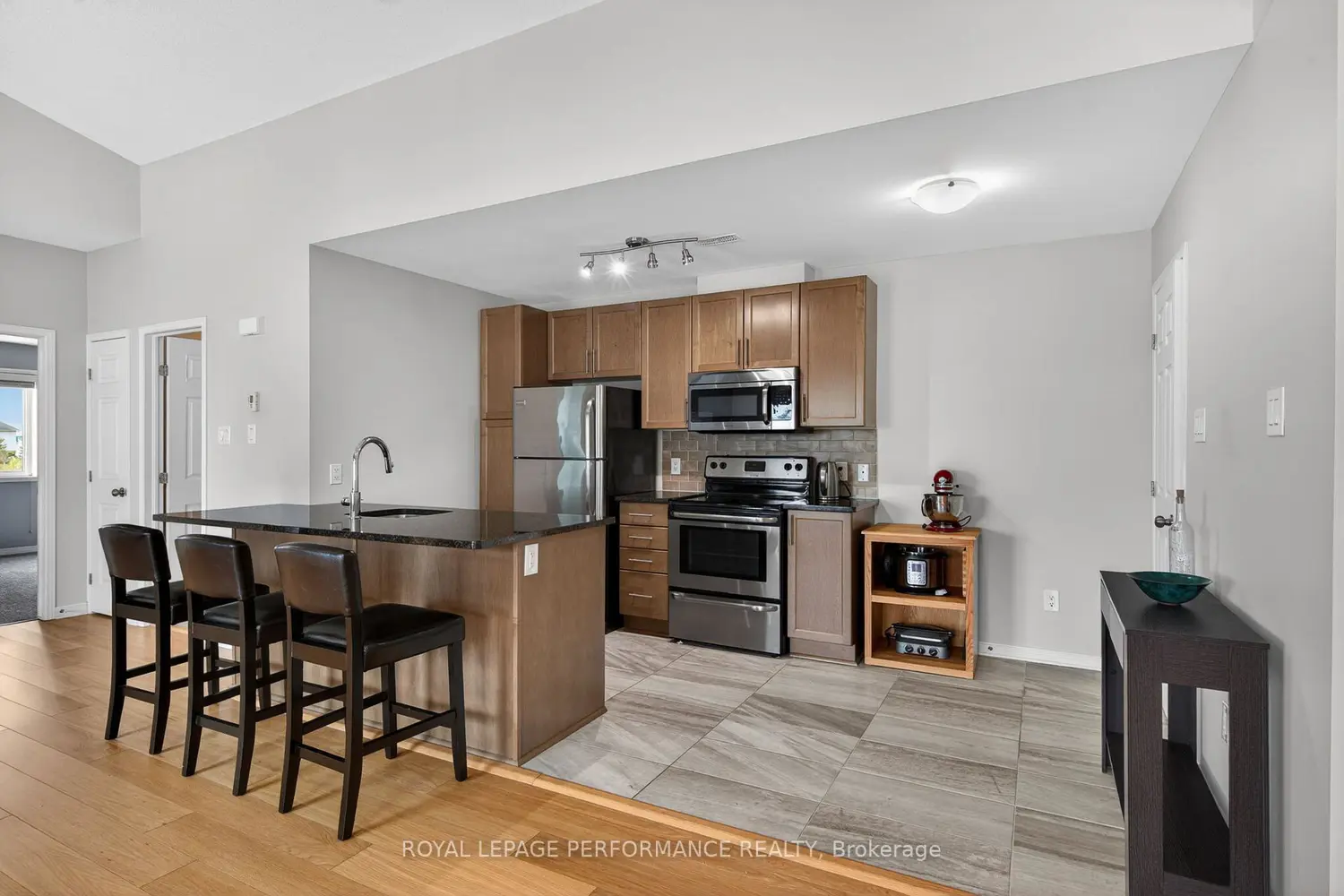 104 Sternes Private photo 3