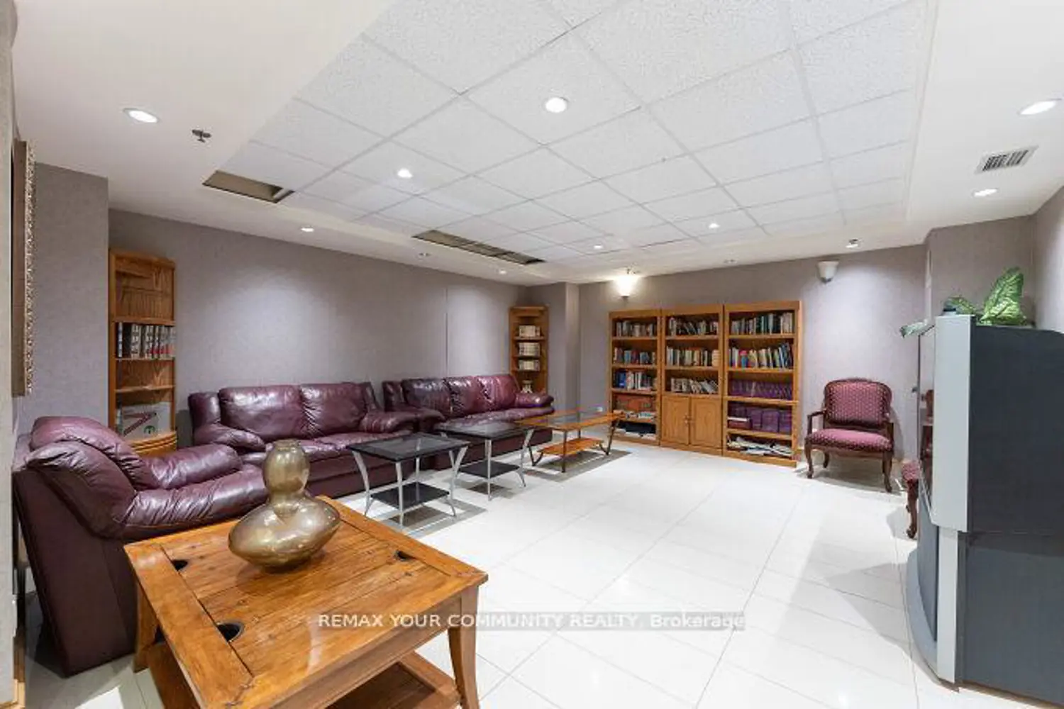 Additional image 13 of 11121 Yonge Street 519