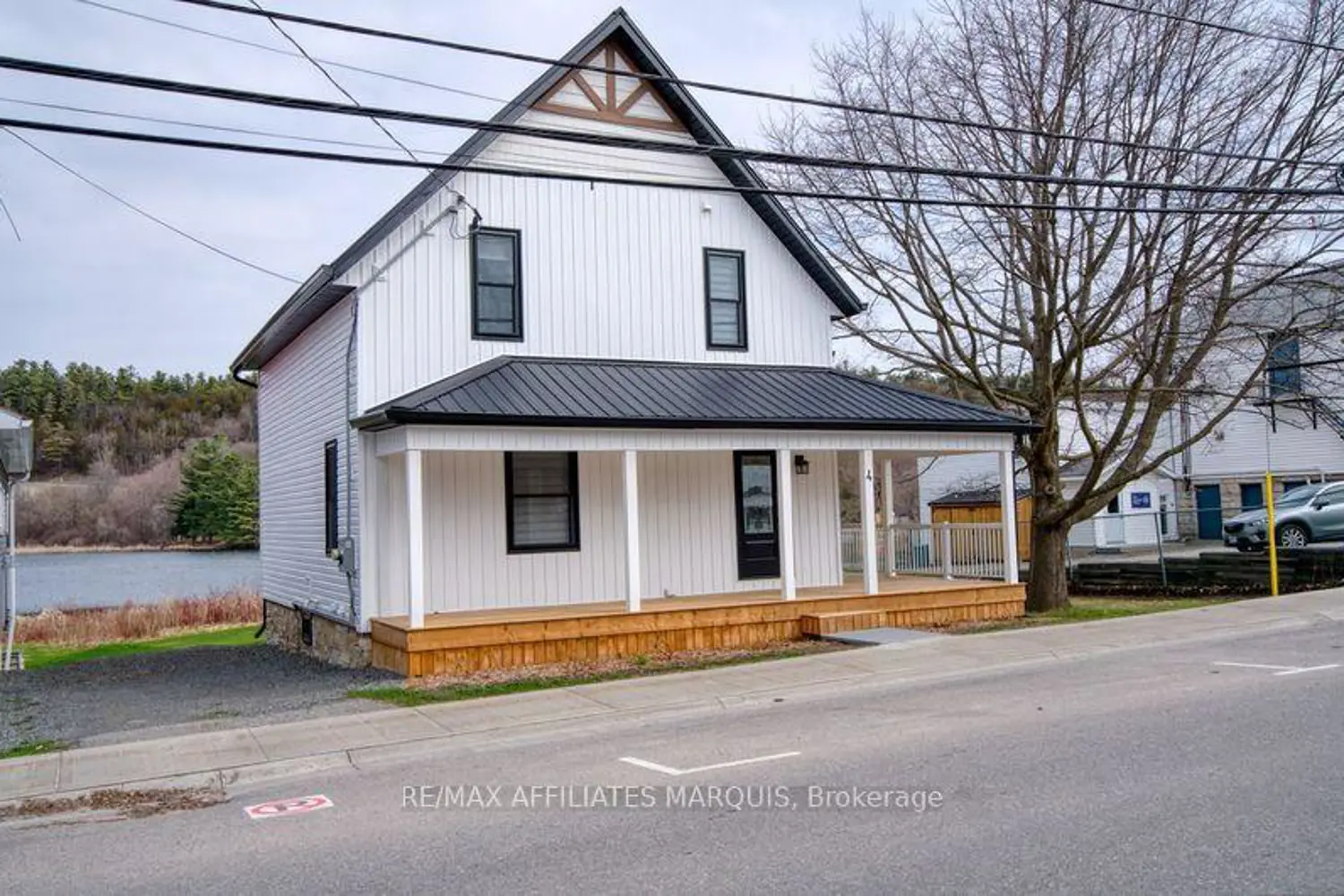 4 Bedford Street