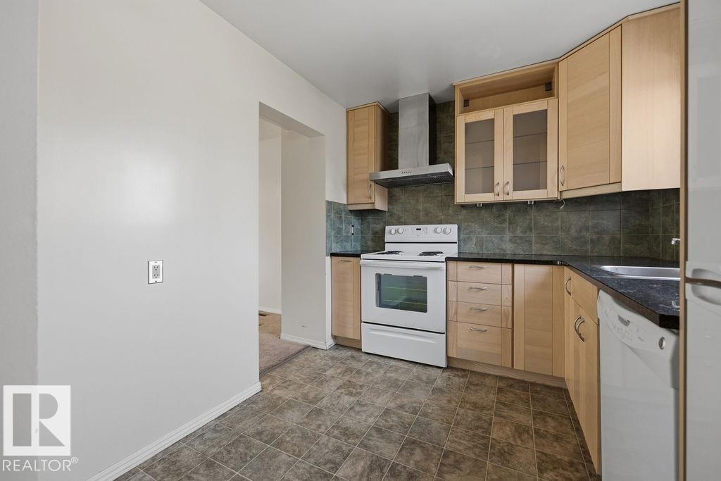Additional image 5 of 17429 77 Avenue NW, Edmonton, AB, T5T0H9