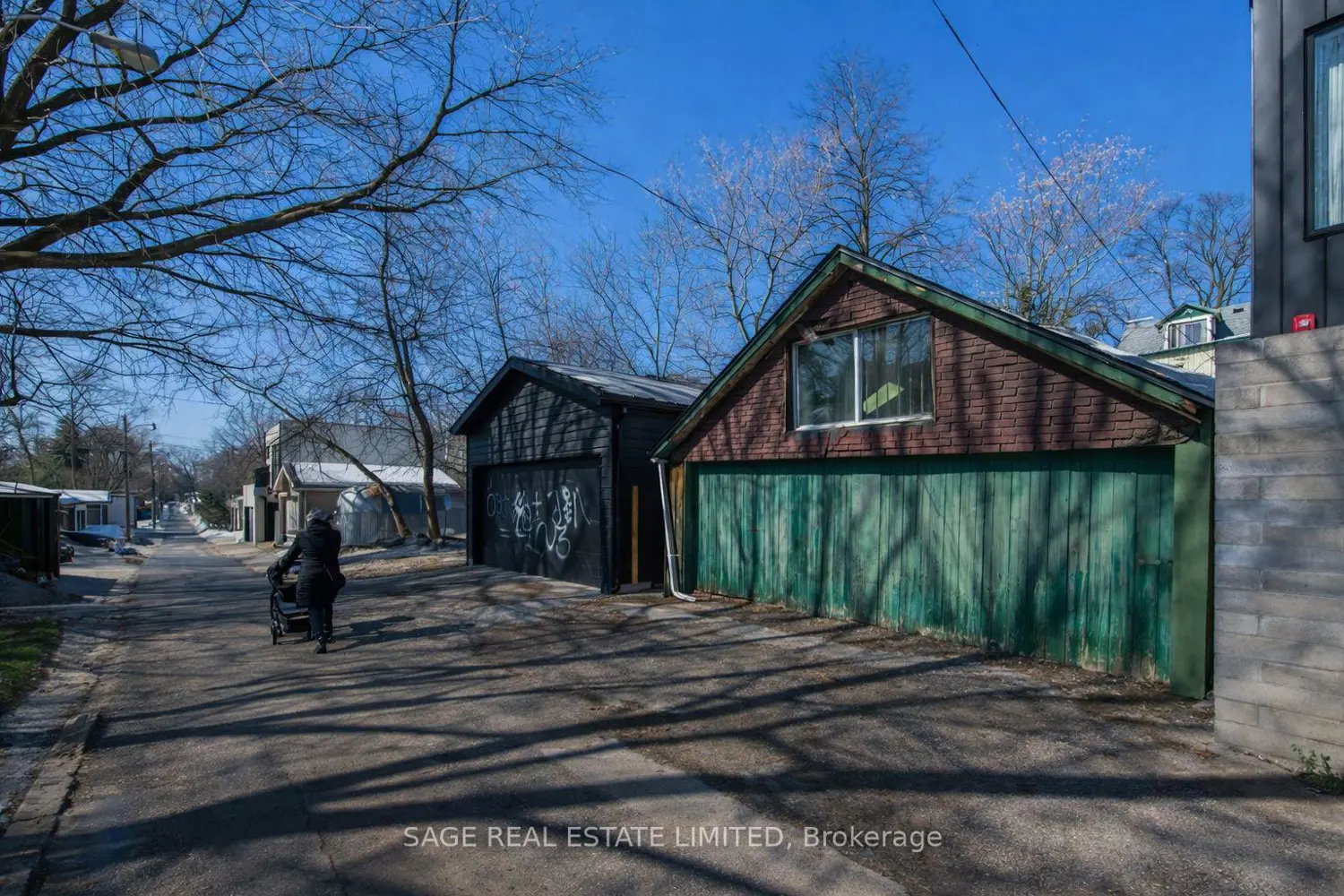 Additional image 19 of 25 Helena Avenue