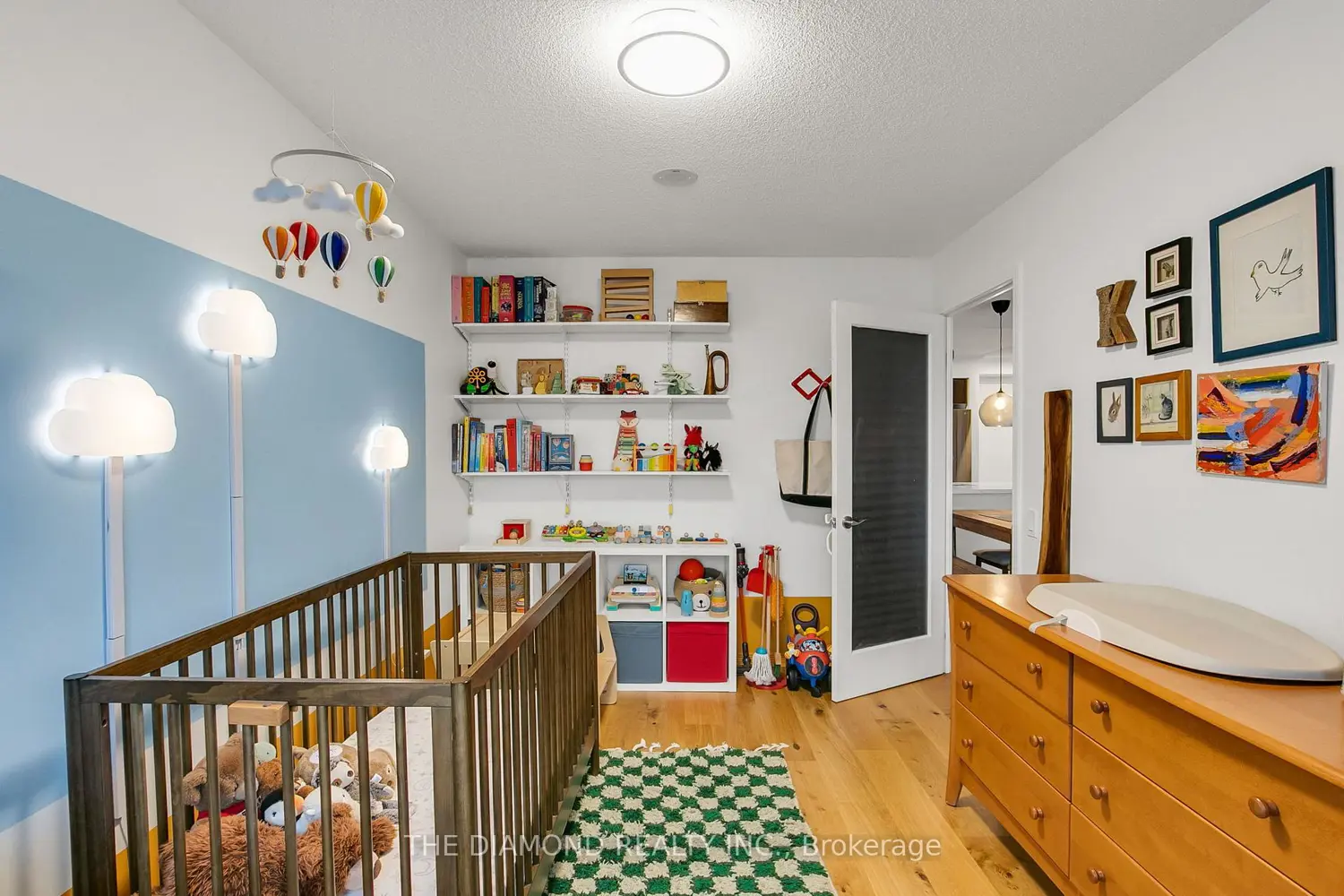 Additional image 14 of 61 Heintzman Street 1501