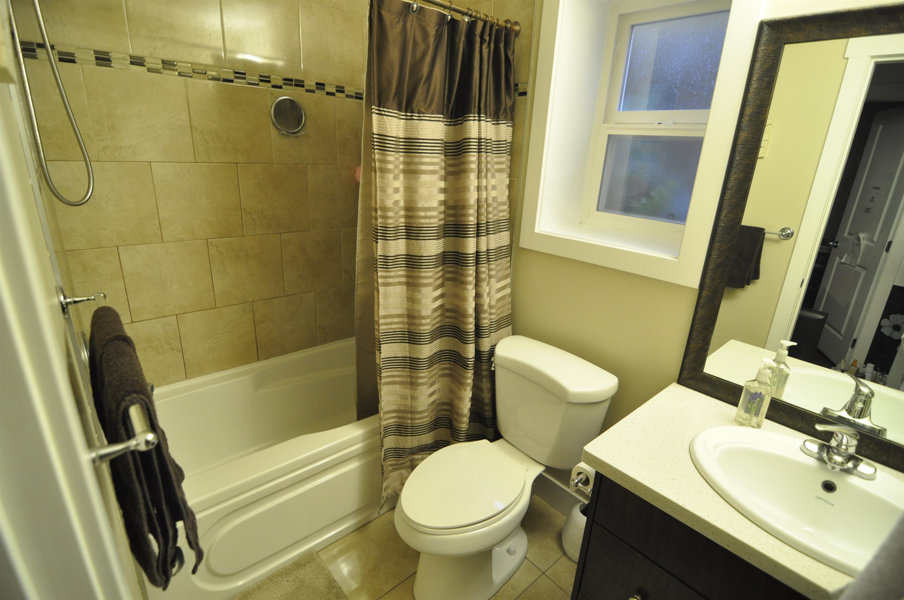 Additional image 4 of 19029 67a Avenue, Surrey, BC, V4N 6A2
