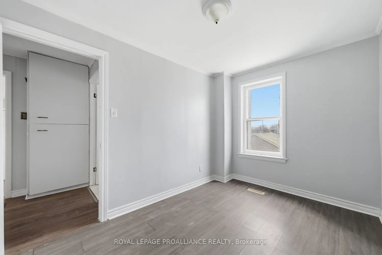 Additional image 7 of 199 Dundas Street