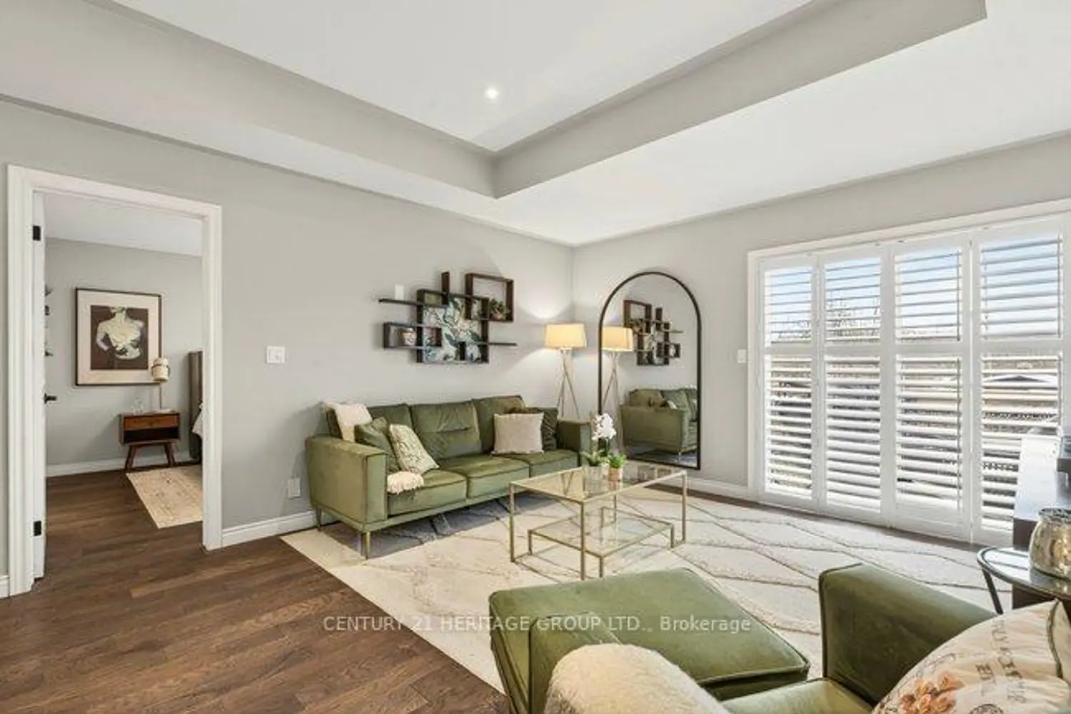 67 Macneil Court photo 2