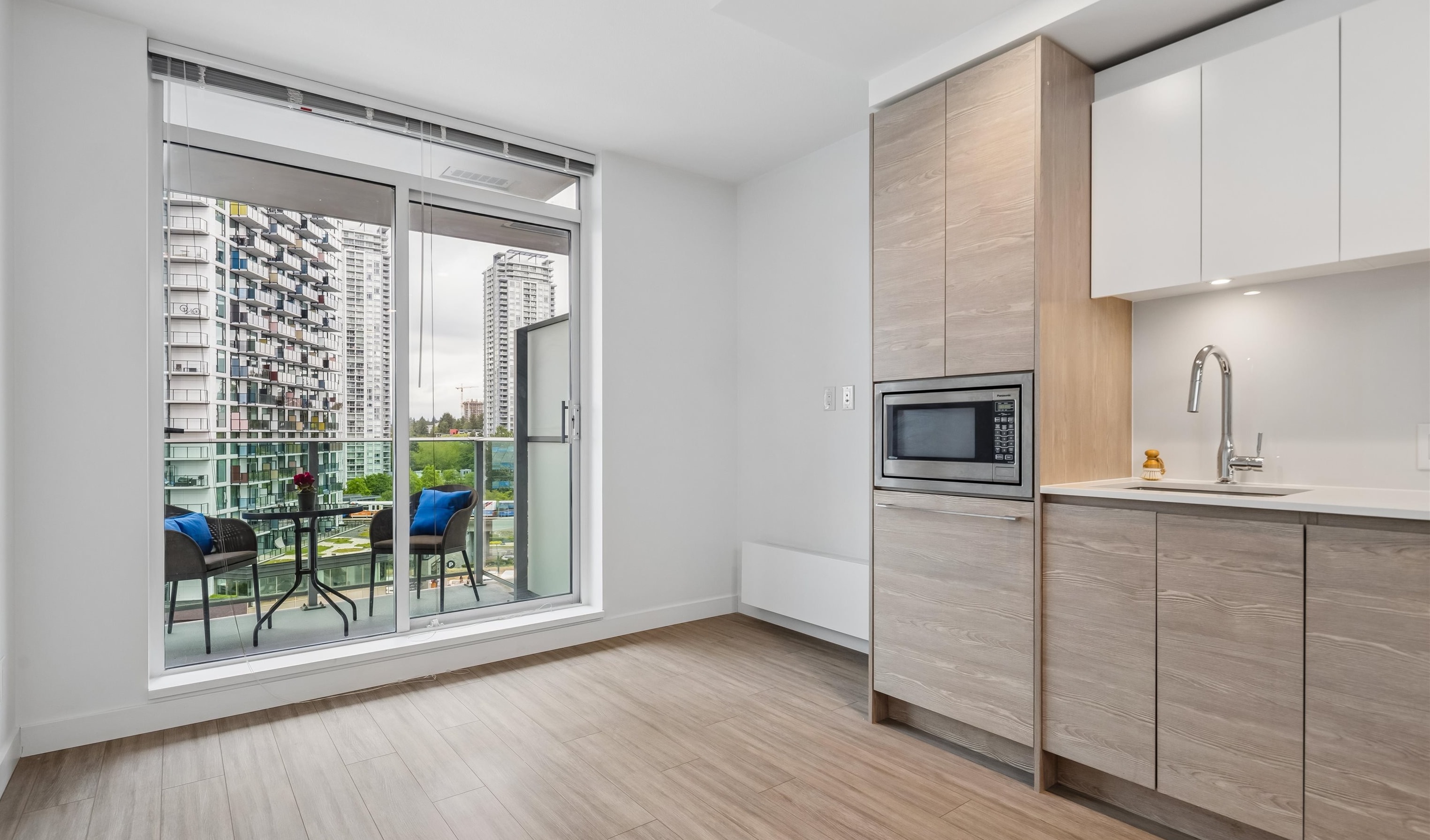 Additional image 6 of 807-13655 Fraser Highway, Surrey, BC, V3T 0P8