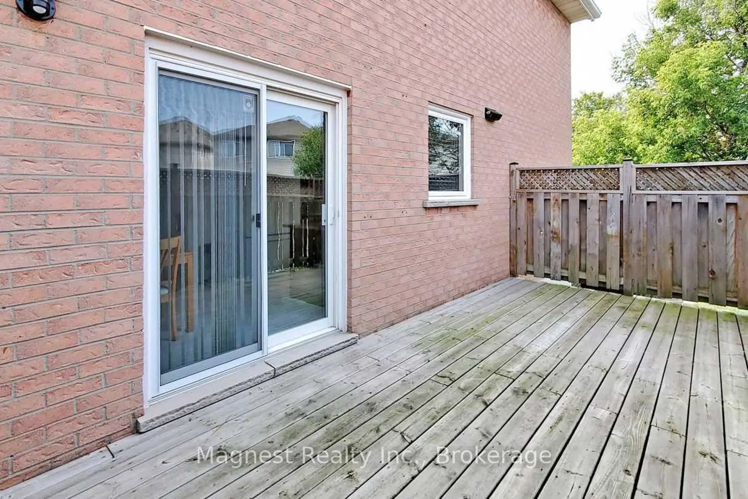 Additional image 19 of 51 Russet Court