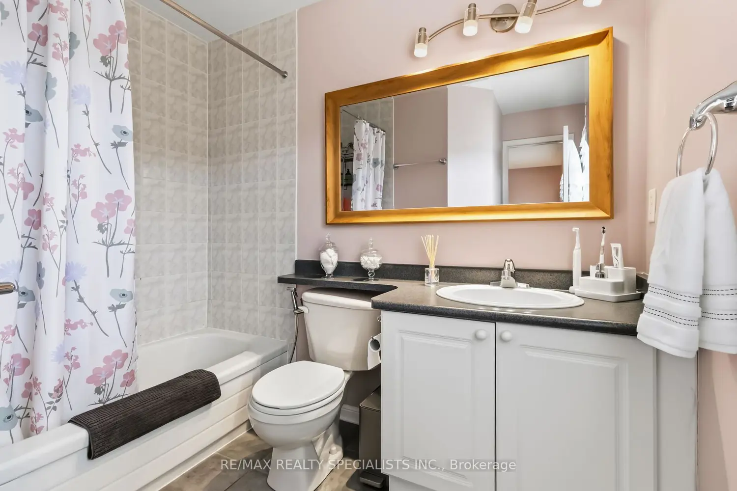Additional image 9 of 2481 Carberry Way