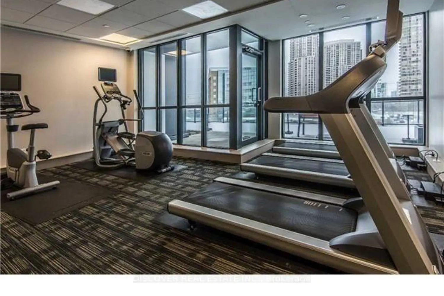 Additional image 11 of 55 Eglinton Avenue #2402