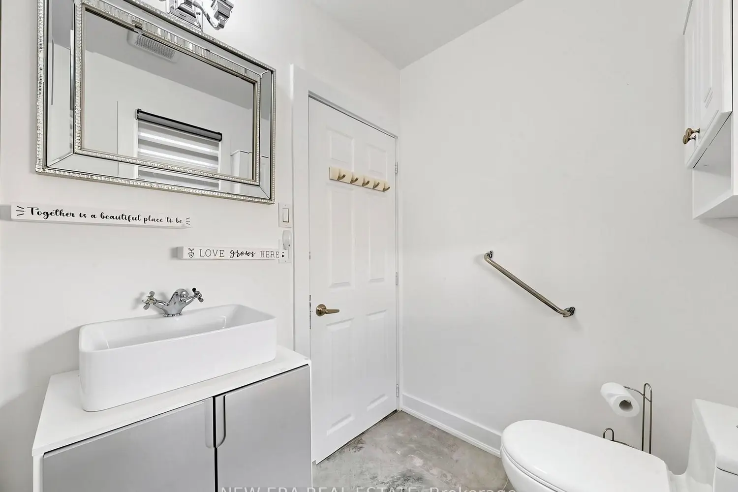 Additional image 12 of 4246 Bloor Street
