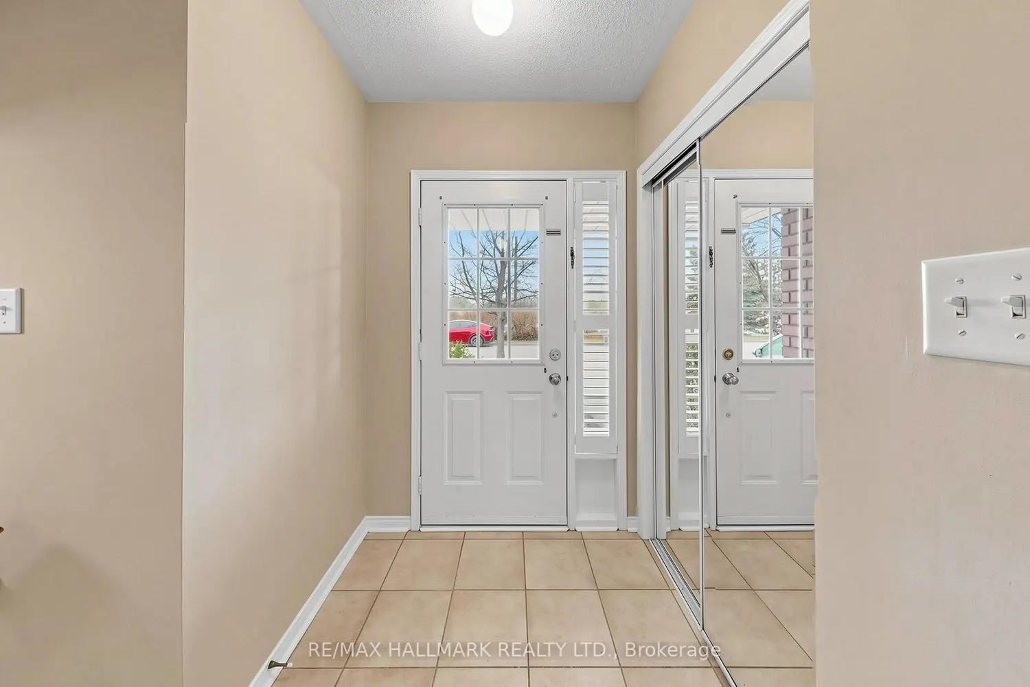 Additional image 2 of 72 Walkview Crescent
