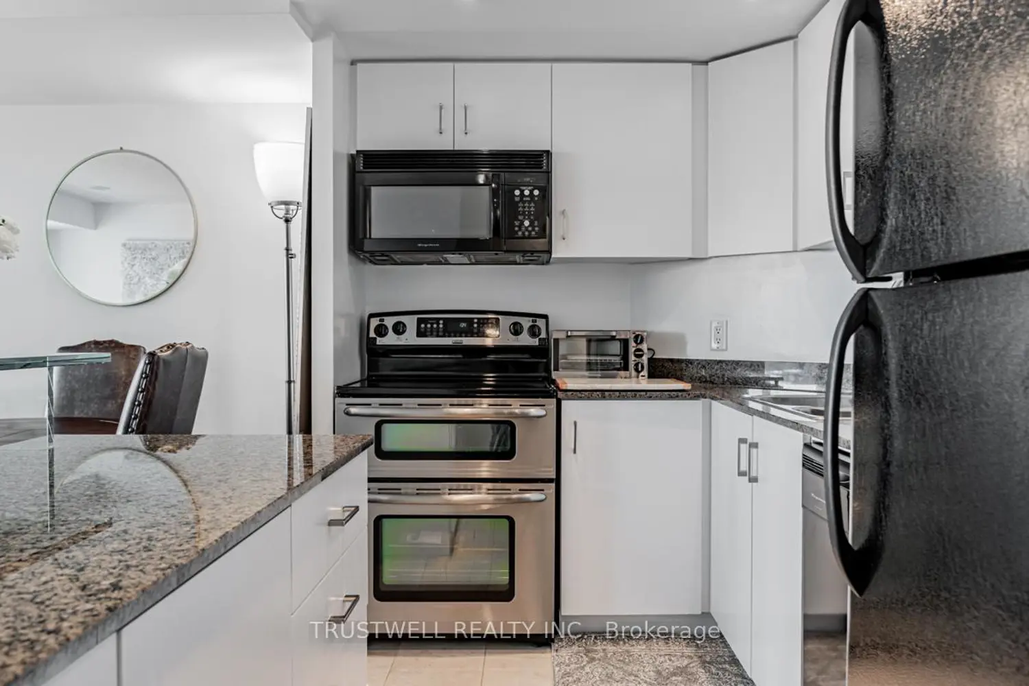 Additional image 8 of 208 Queens Quay 511