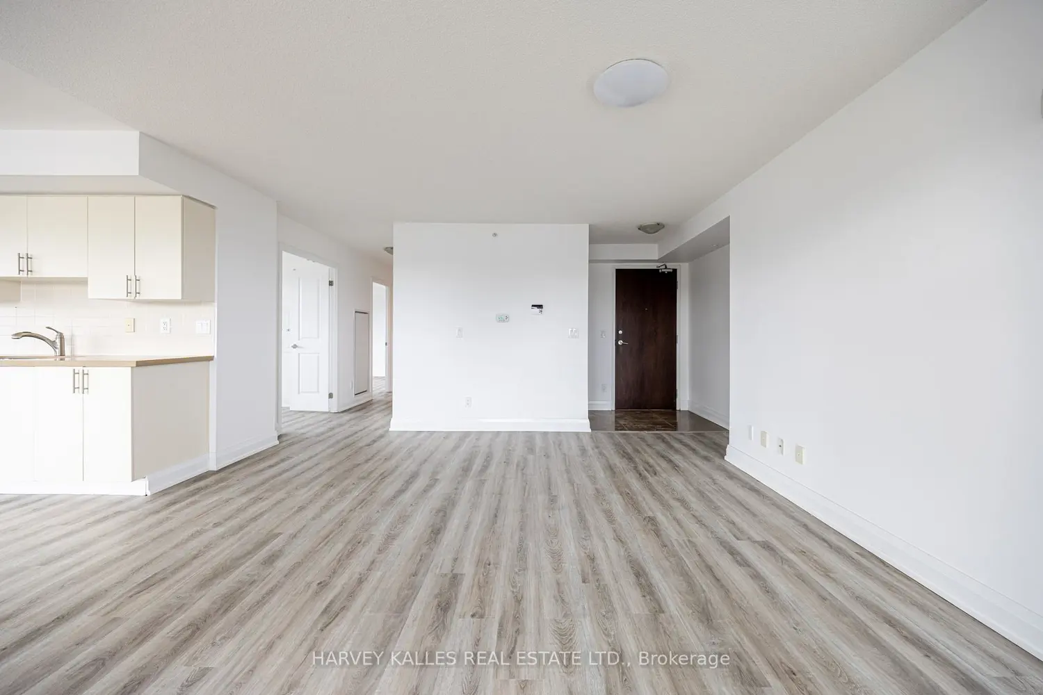 75 Norman Bethune Avenue 317