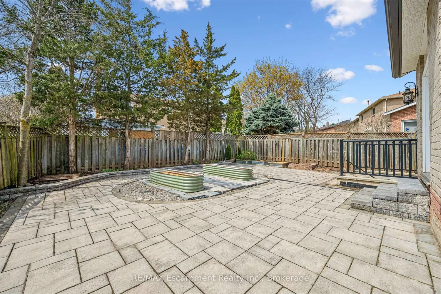 Additional image 12 of 227 Martindale Avenue