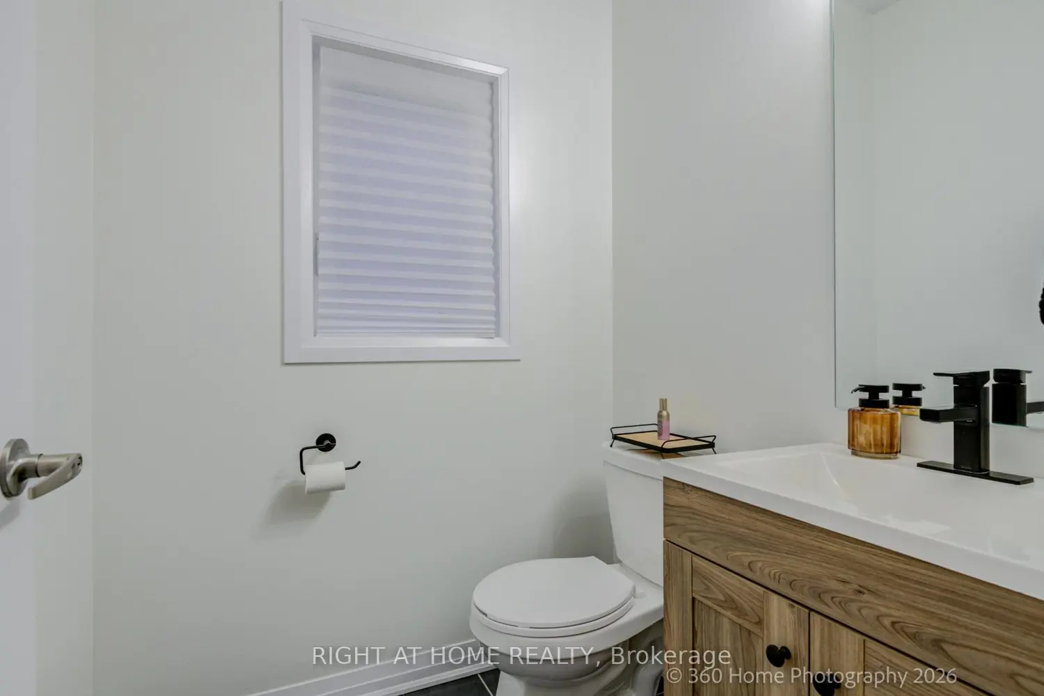 Additional image 5 of 1302 Broderick Street
