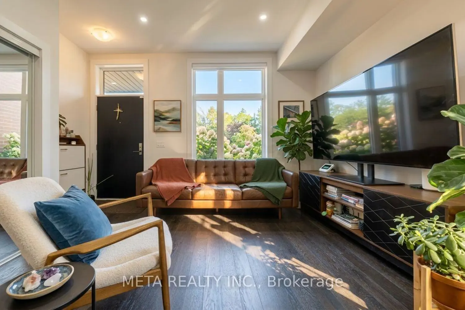 Additional image 9 of 9560 Islington Avenue L144