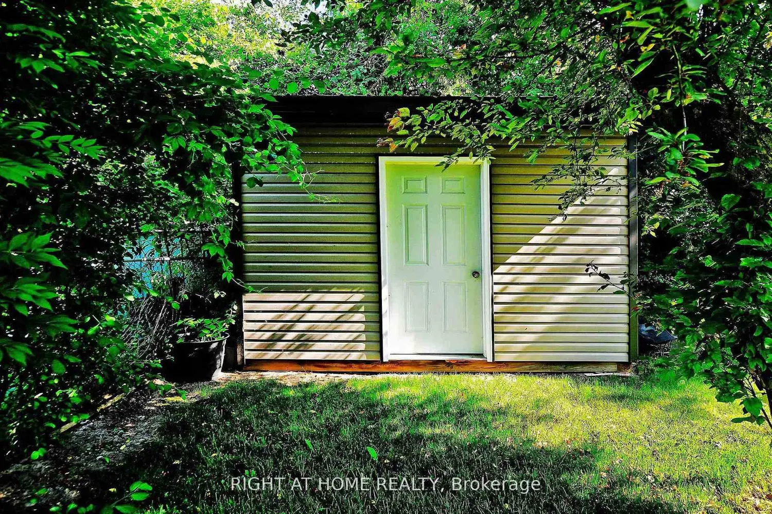 Additional image 3 of 454 Alper Street