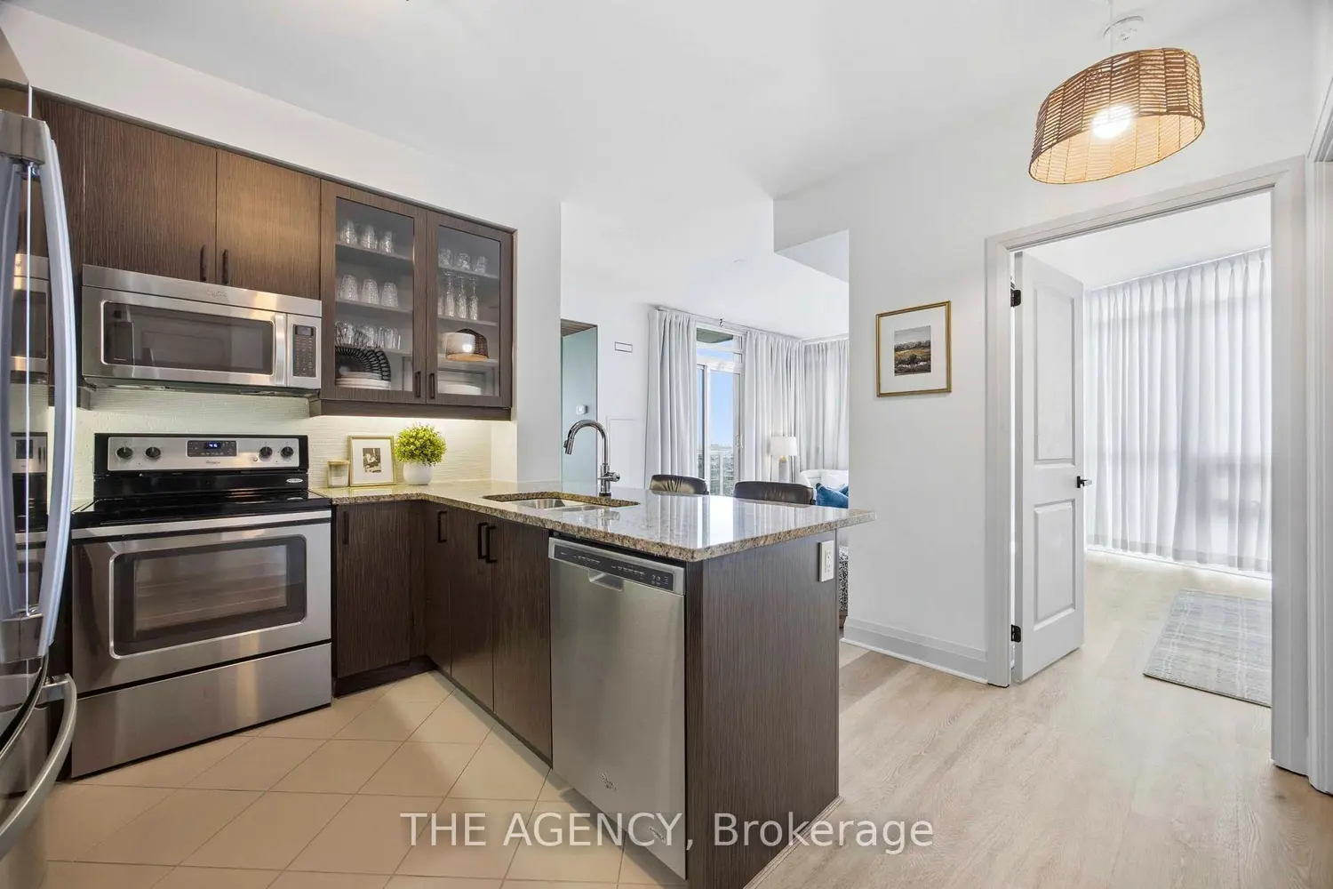 Additional image 7 of 1185 The Queensway 1104
