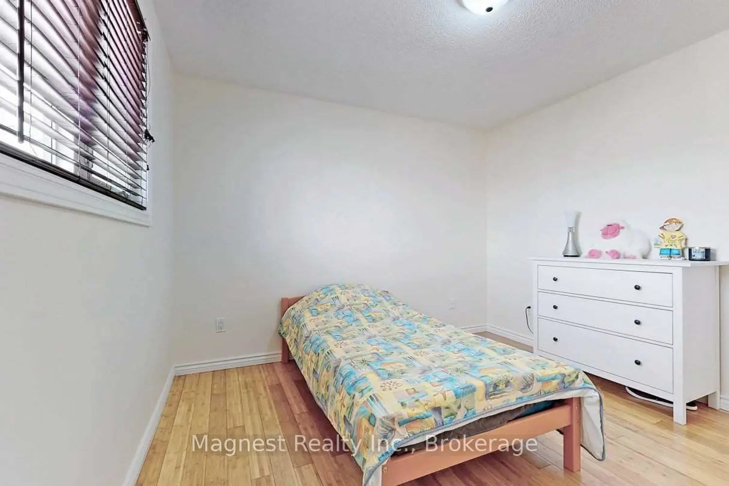 Additional image 12 of 51 Russet Court