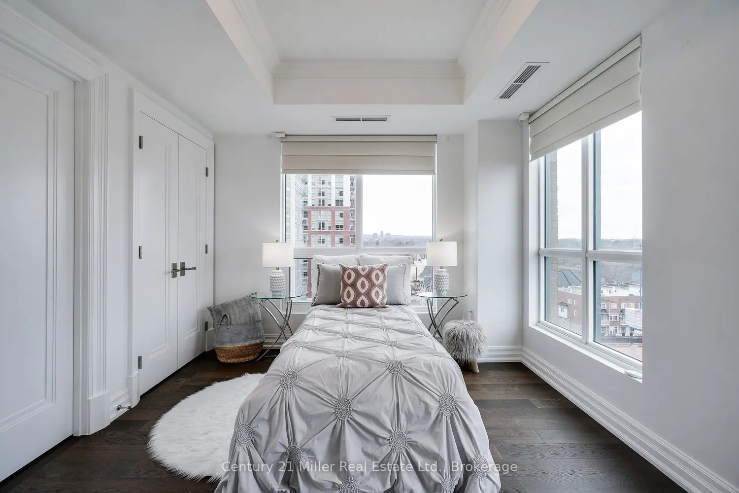 Additional image 13 of 2060 Lakeshore Road 802