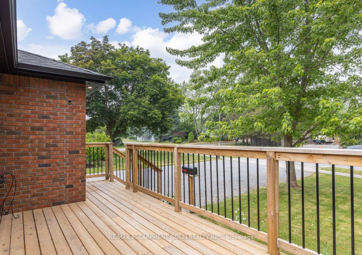 Additional image 3 of MAIN-3272- Frances Avenue, Niagara Falls, ON, L2J 2H8