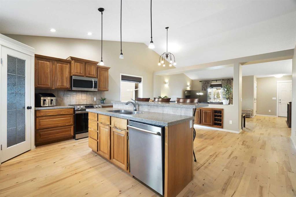 Additional image 6 of 57 Thornfield Close SE, Airdrie, AB, T4A 2K7