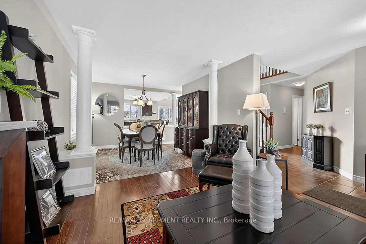 25 Southwood Cr. Crescent photo 2