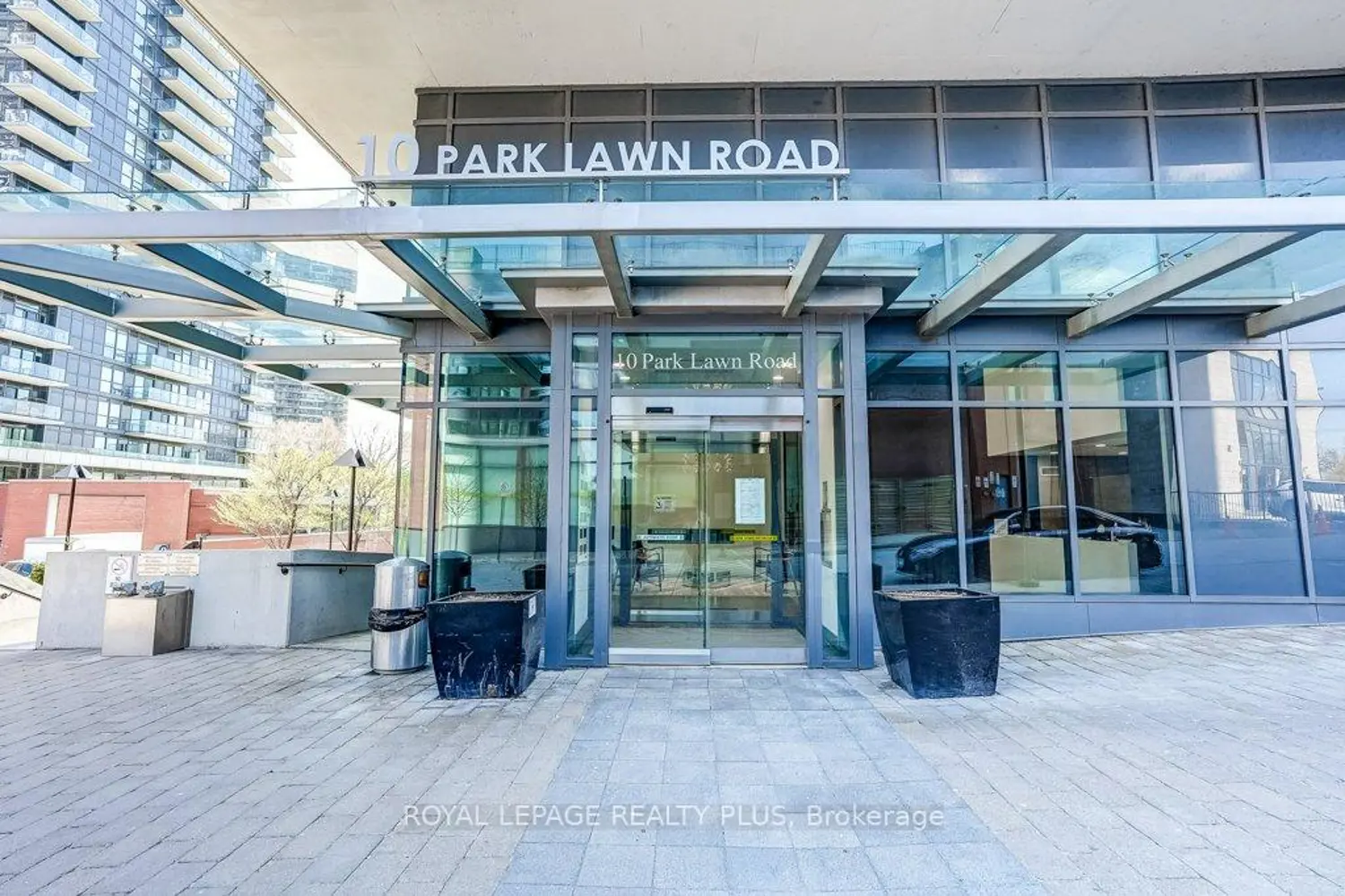 Additional image 5 of 10 Park Lawn Road 524