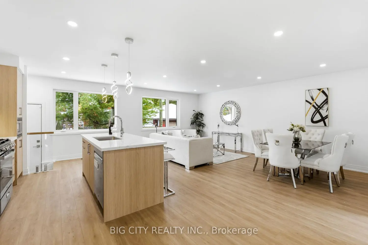 Additional image 2 of 68 Westholme Avenue 4
