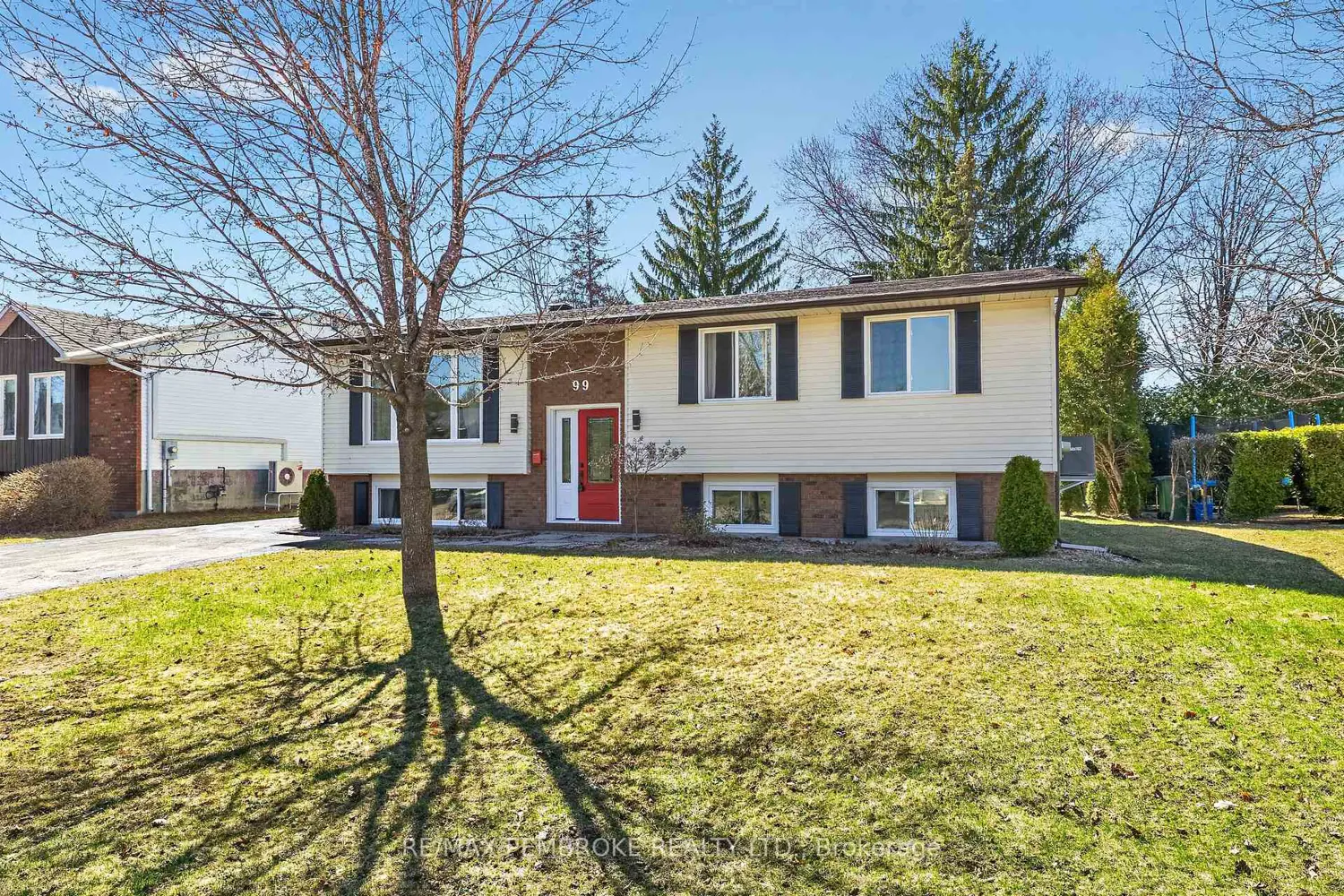 99 Noik Drive