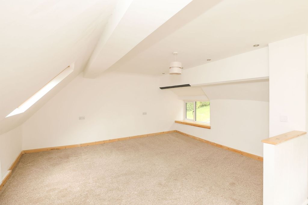 Additional image 17 of 3 bed detached house to rentHockley Lane, Ashover S45