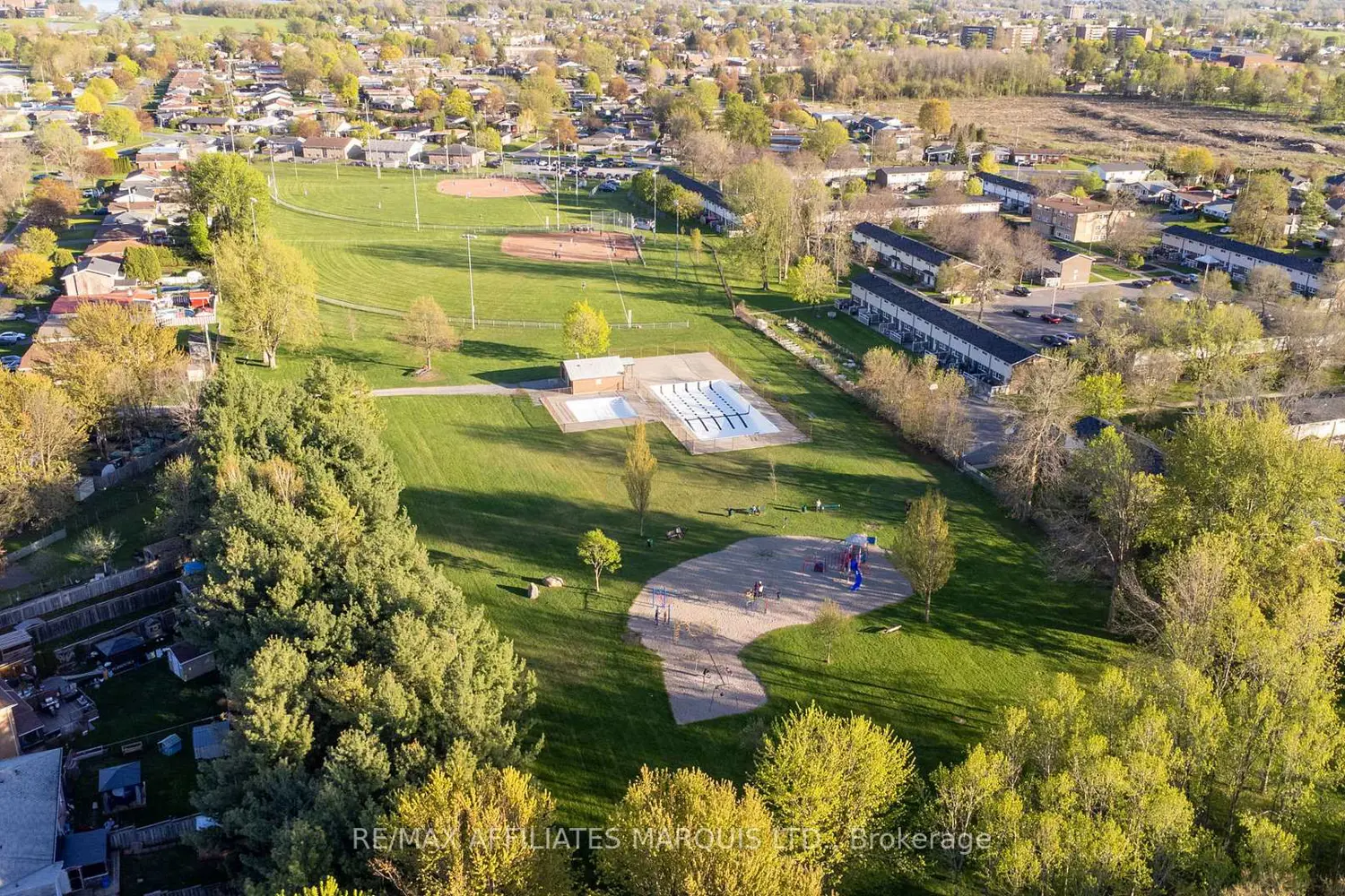 Additional image 5 of 112 Glen Oaks Court