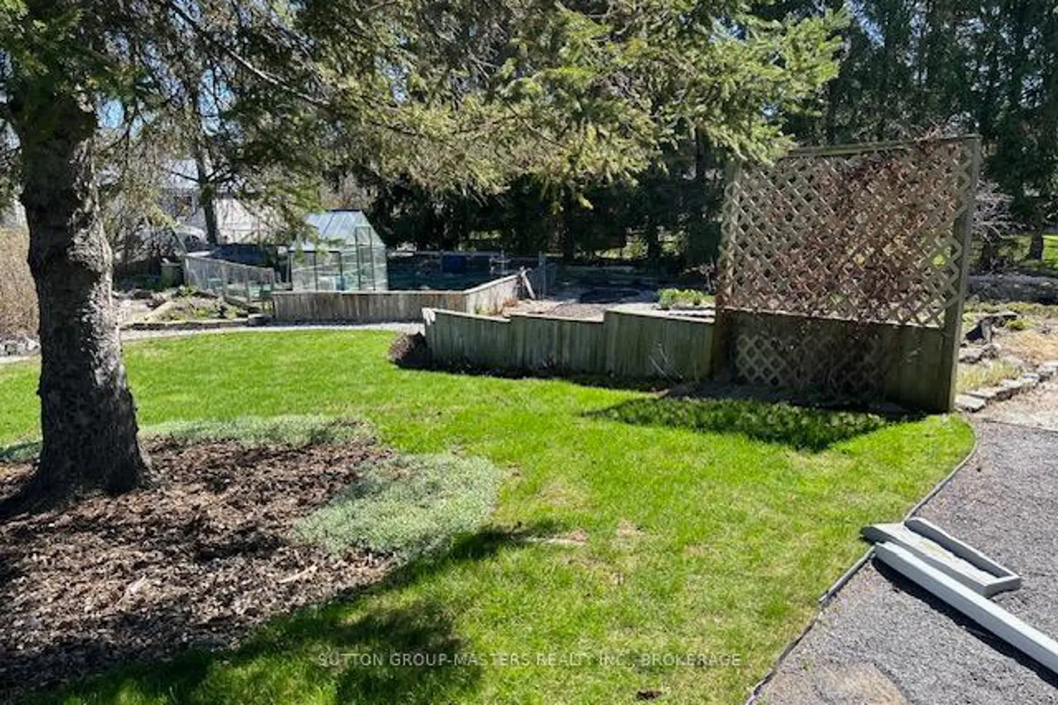 Additional image 14 of 1496 Sydenham Road