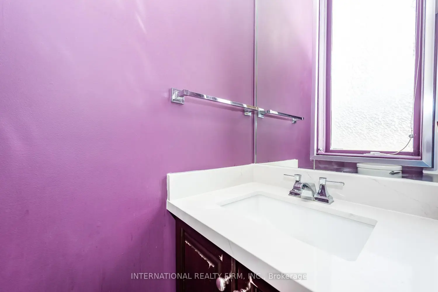 Additional image 11 of 6855 Glen Erin Drive 15