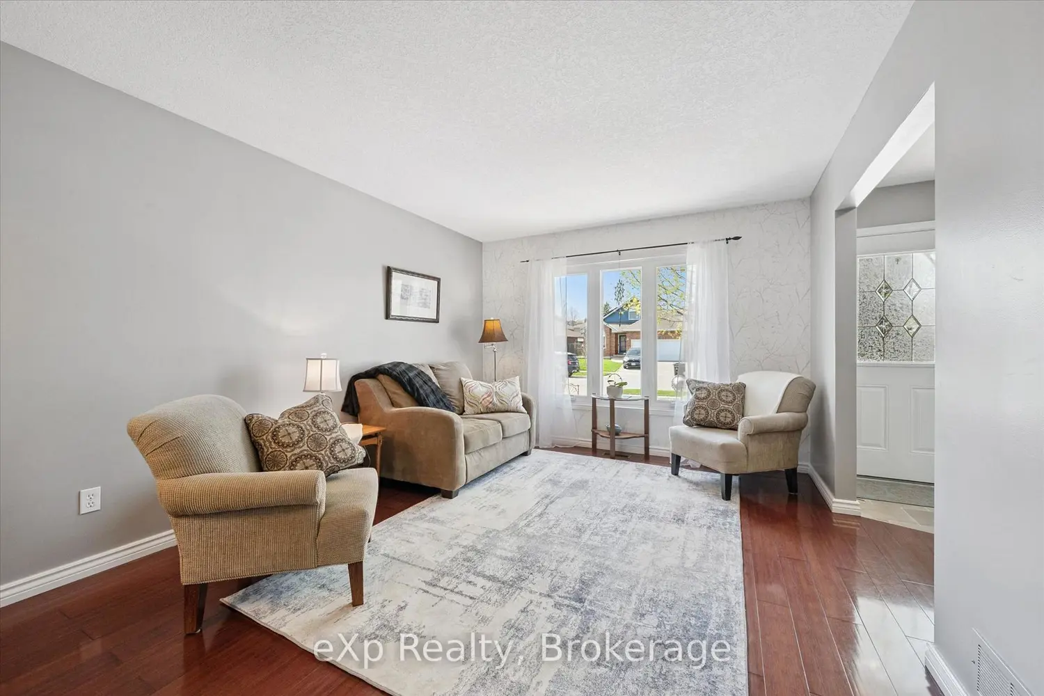 4 Peartree Crescent photo 2