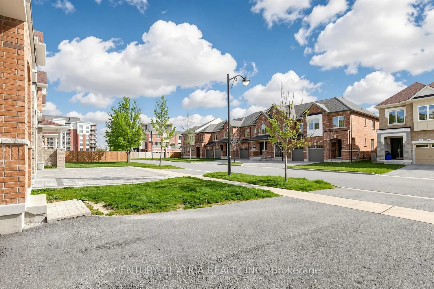 Additional image 18 of 37 Capreol Avenue
