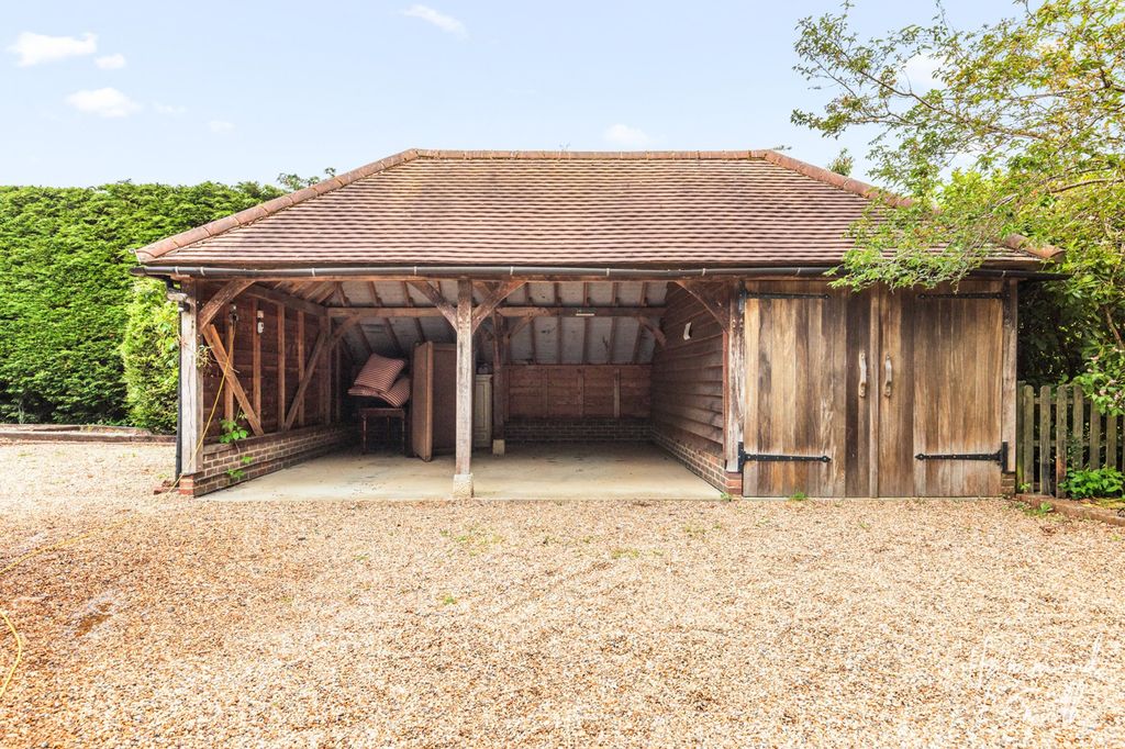 Additional image 29 of 6 bed barn conversion to rentWoodside, Epping CM16