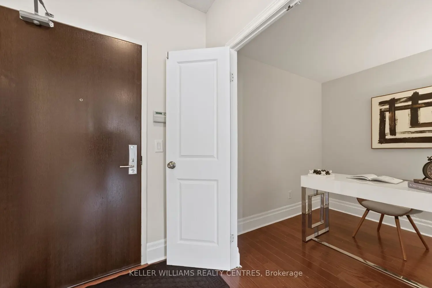 Additional image 3 of 57 Upper Duke Crescent 304
